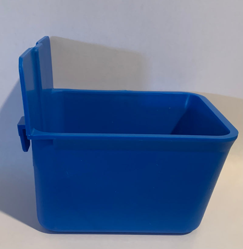 Coop Cup-Easy Snap Square (Assorted Colors)